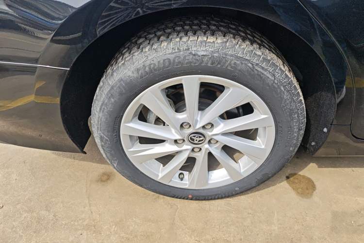 Used Toyota Camry 2023 2.0GVP Premier Edition Right Rear Wheel Hub