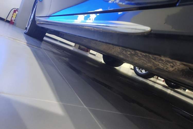 Used Toyota Camry 2023 2.0G Luxury Edition Right Side Sill