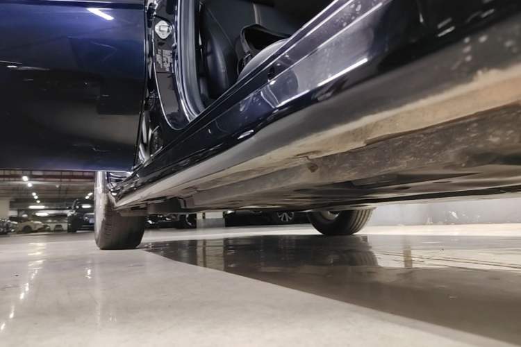 Used Toyota Camry 2023 2.0GVP Premier Edition Right Side Sill