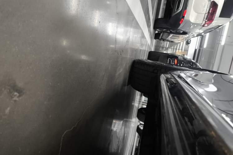 Used Toyota Camry 2023 2.5G Luxury Edition Right Side Sill