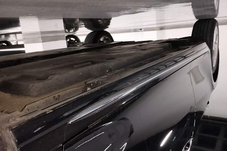 Used Toyota Camry 2023 2.0G Luxury Edition Right Side Sill