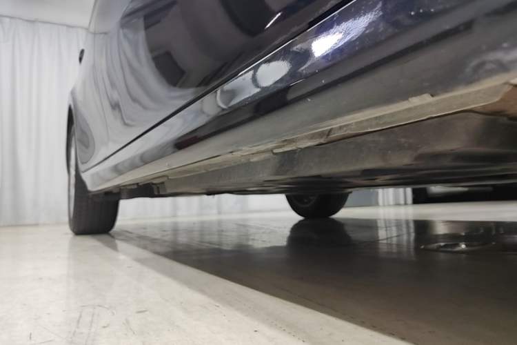 Used Toyota Camry 2023 2.0GVP Premier Edition Right Side Sill