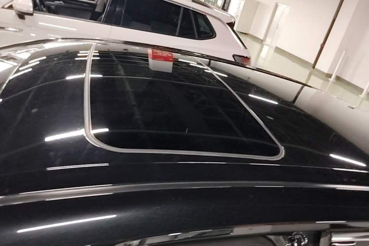 Used Toyota Camry 2023 2.0G Luxury Edition Roof