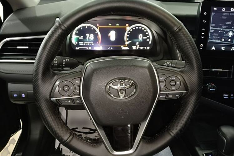 Used Toyota Camry 2023 2.5G Luxury Edition Steering Wheel