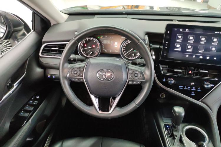 Used Toyota Camry 2023 2.0G Luxury Edition Steering Wheel