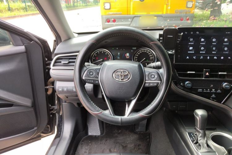 Used Toyota Camry 2023 2.0G Luxury Edition Steering Wheel