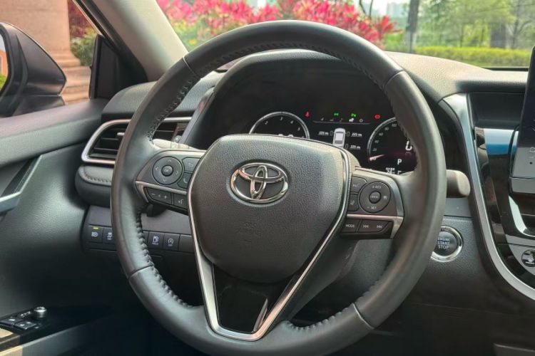 Used Toyota Camry 2023 2.5G Luxury Edition Steering Wheel