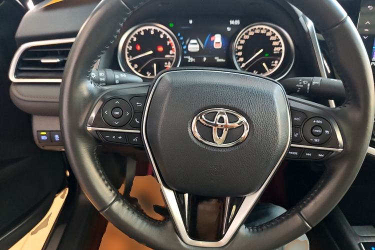 Used Toyota Camry 2023 2.0G Luxury Edition Steering Wheel