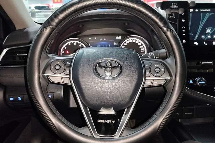 Used Toyota Camry 2023 2.0G Luxury Edition Steering Wheel