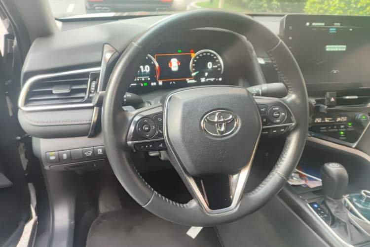 Used Toyota Camry 2023 2.5G Luxury Edition Steering Wheel