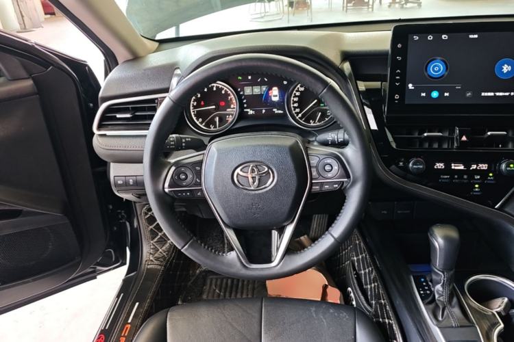 Used Toyota Camry 2023 2.0G Luxury Edition Steering Wheel