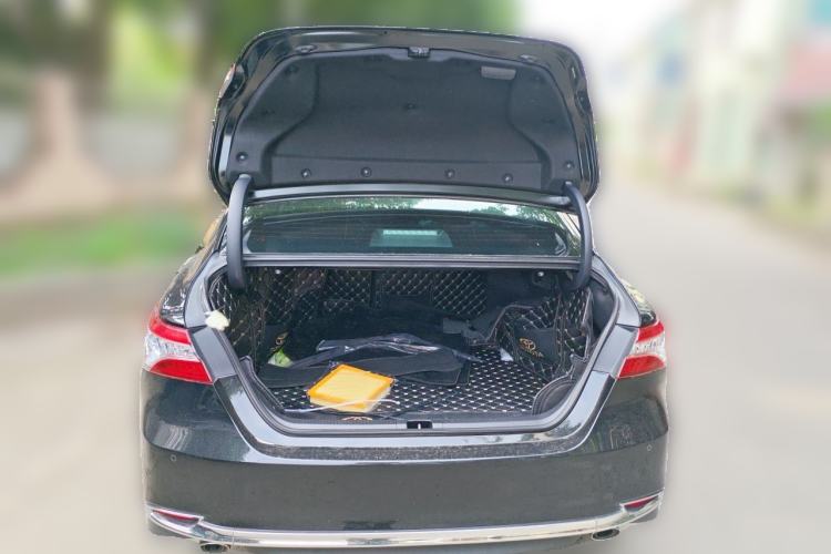 Used Toyota Camry 2023 2.5G Luxury Edition Trunk
