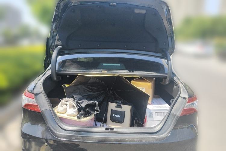 Used Toyota Camry 2023 2.0G Luxury Edition Trunk