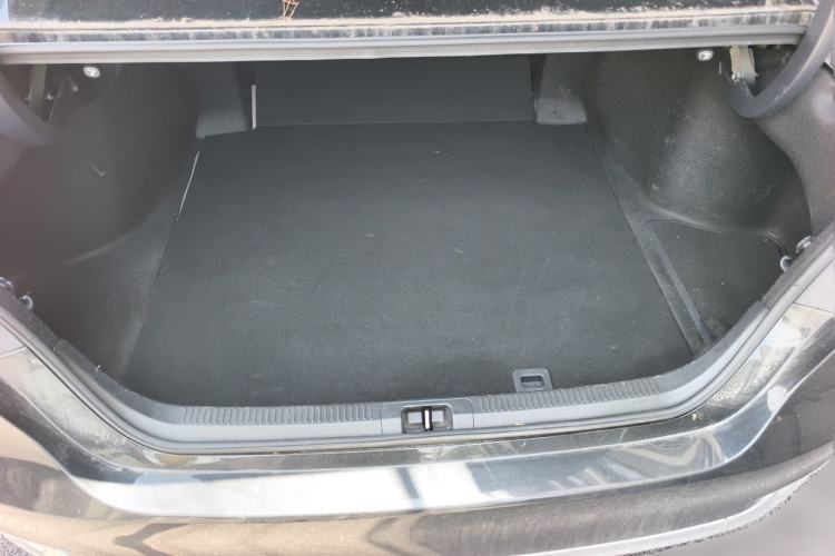 Used Toyota Camry 2023 Dual-Motor 2.5HG Luxury Edition Trunk