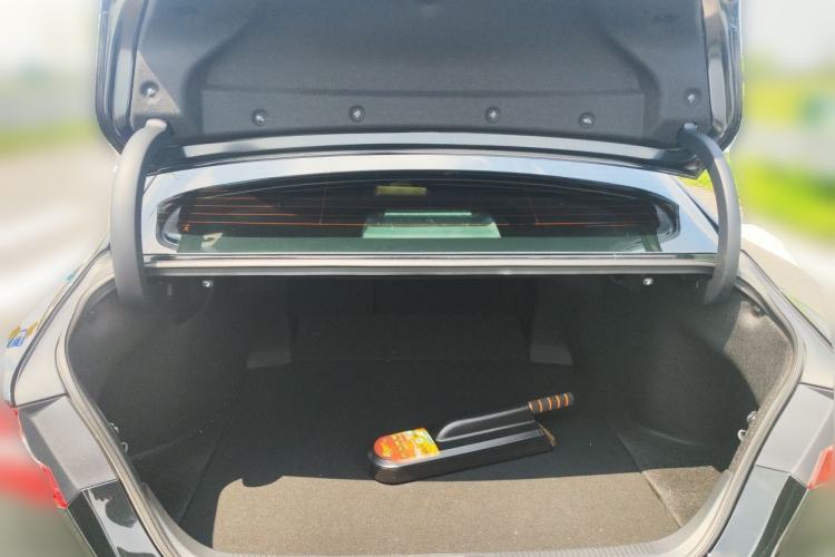 Used Toyota Camry 2023 2.0G Luxury Edition Trunk