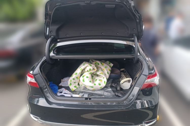 Used Toyota Camry 2023 2.0G Luxury Edition Trunk