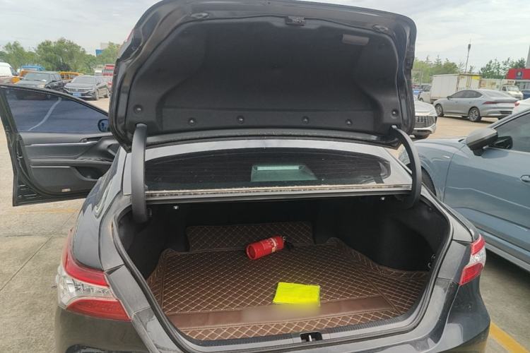 Used Toyota Camry 2023 2.0G Luxury Edition Trunk