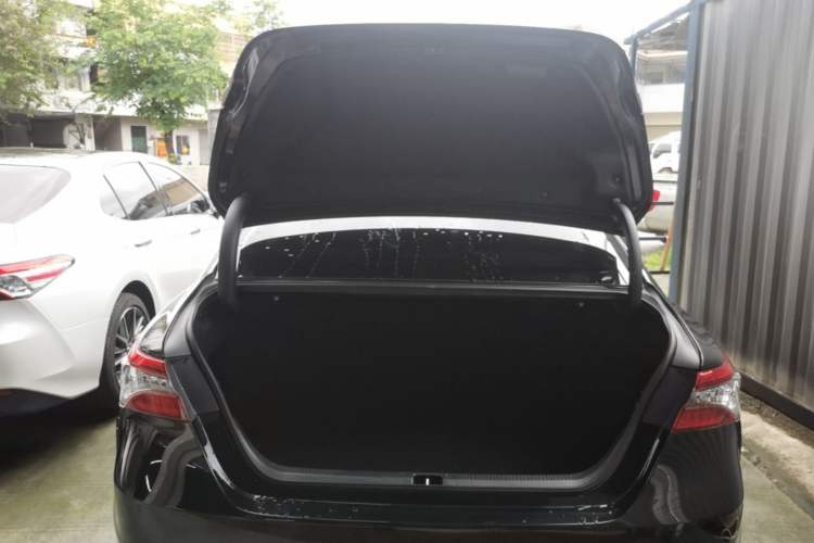 Used Toyota Camry 2023 2.5S Knight Edition Trunk