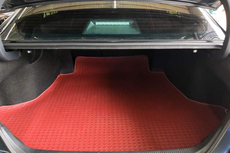 Used Toyota Camry 2023 2.0G Luxury Edition Trunk