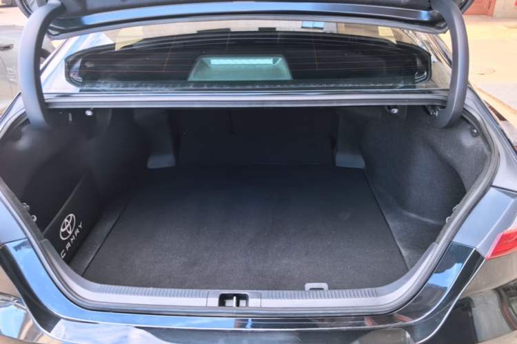 Used Toyota Camry 2023 2.0G Luxury Edition Trunk
