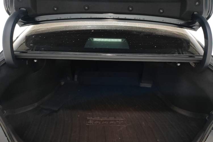 Used Toyota Camry 2023 2.0G Luxury Edition Trunk