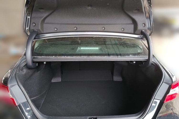 Used Toyota Camry 2023 2.5G Luxury Edition Trunk