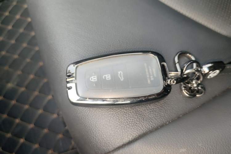 Used Toyota Camry 2023 2.0G Luxury Edition Vehicle Key