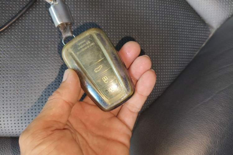 Used Toyota Camry 2023 2.5G Luxury Edition Vehicle Key