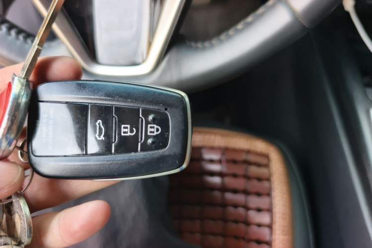 Used Toyota Camry 2023 Dual-Motor 2.5HG Luxury Edition Vehicle Key