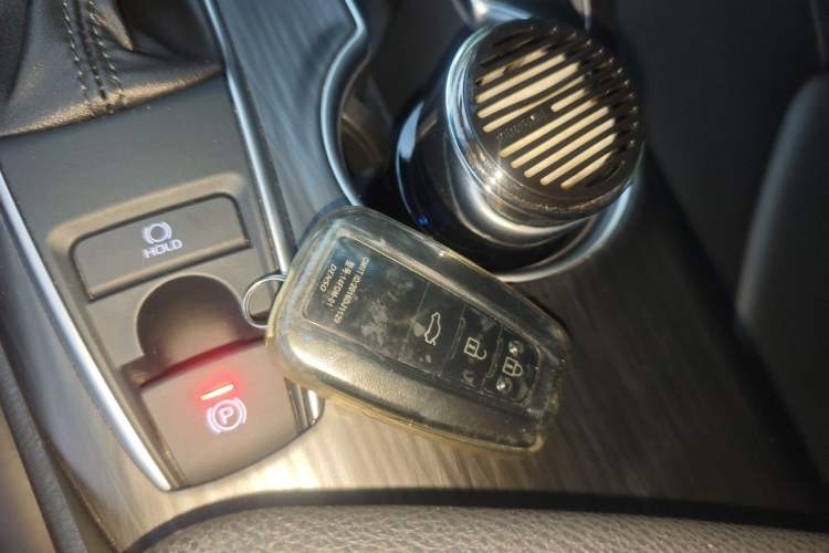 Used Toyota Camry 2023 2.0G Luxury Edition Vehicle Key