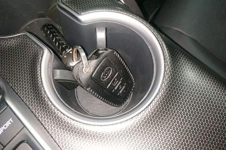 Used Toyota Camry 2023 2.0S FENGSHANG Edition Vehicle Key