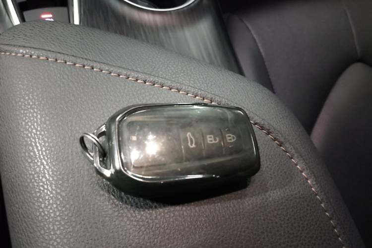 Used Toyota Camry 2023 2.0G Luxury Edition Vehicle Key
