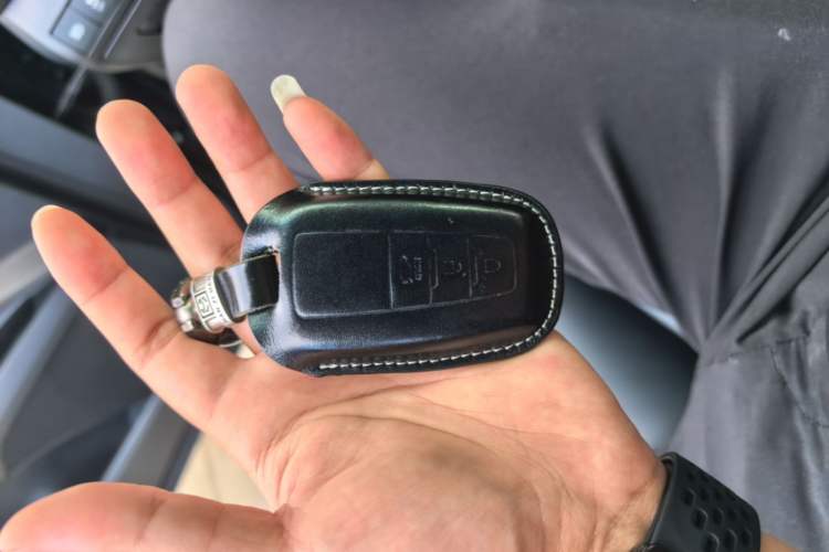 Used Toyota Camry 2023 2.0G Luxury Edition Vehicle Key