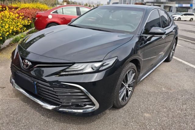 Ojetý Toyota Camry 2023 2.5G Luxury Edition