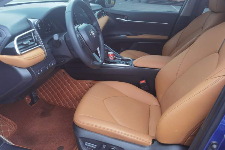 Used Toyota Camry 2023 Dual-Motor 2.5HG Luxury Edition Interior 2