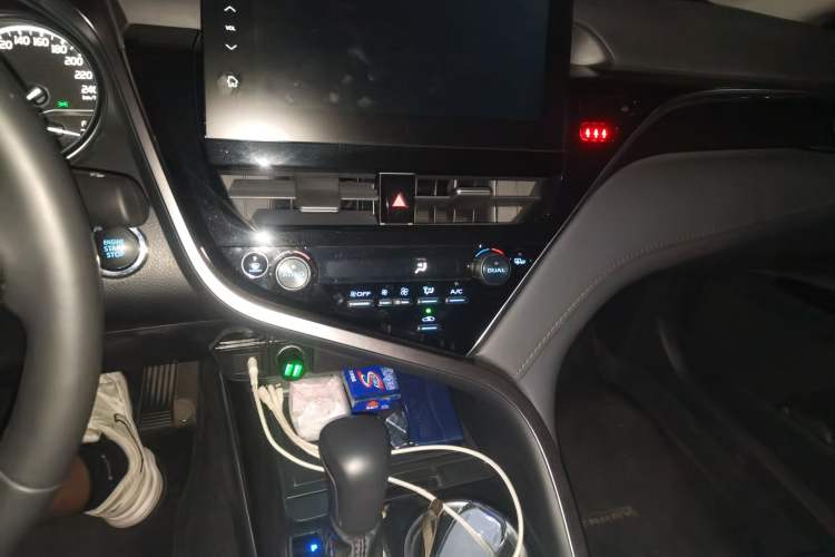 Used Toyota Camry 2023 2.0G Luxury Edition Audio And AC Panel