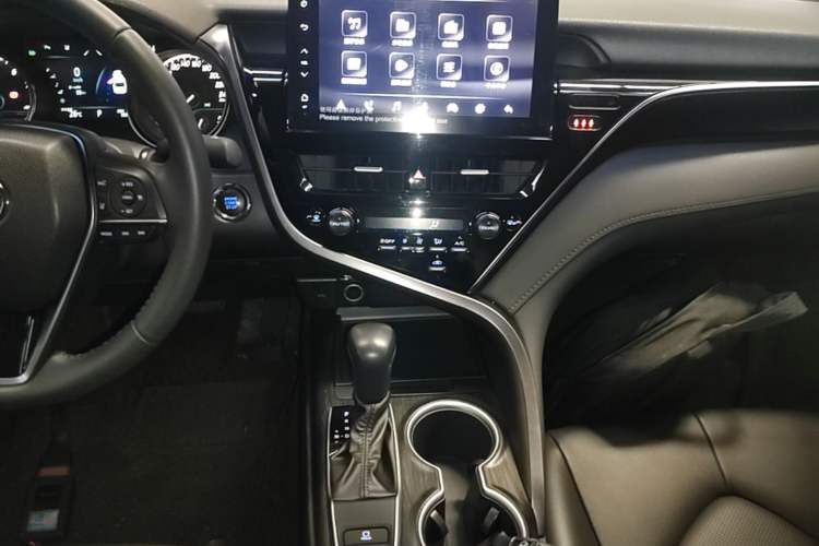 Used Toyota Camry 2023 2.0G Luxury Edition Audio And AC Panel