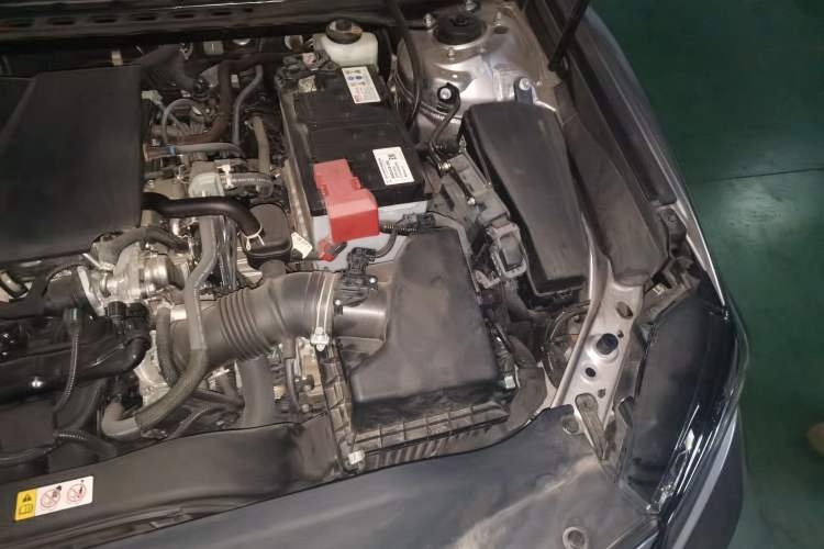 Used Toyota Camry 2023 2.0G Luxury Edition Engine Bay Left