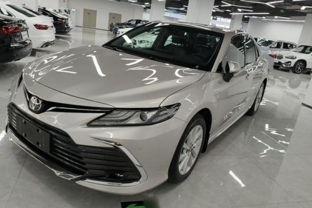 Used Toyota Camry 2023 2.0G Luxury Edition