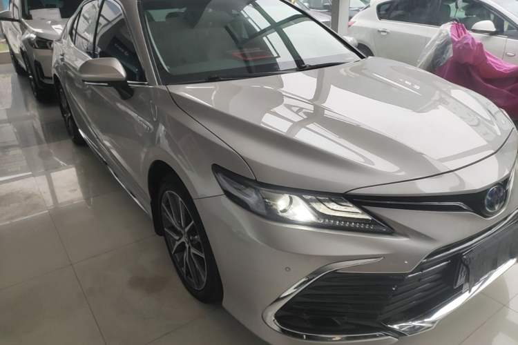 Used Toyota Camry 2023 Dual-Motor 2.5HG Luxury Edition Exterior 1