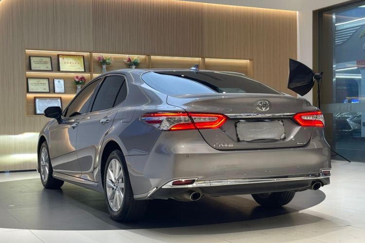 Used Toyota Camry 2023 2.0G Luxury Edition Exterior 4