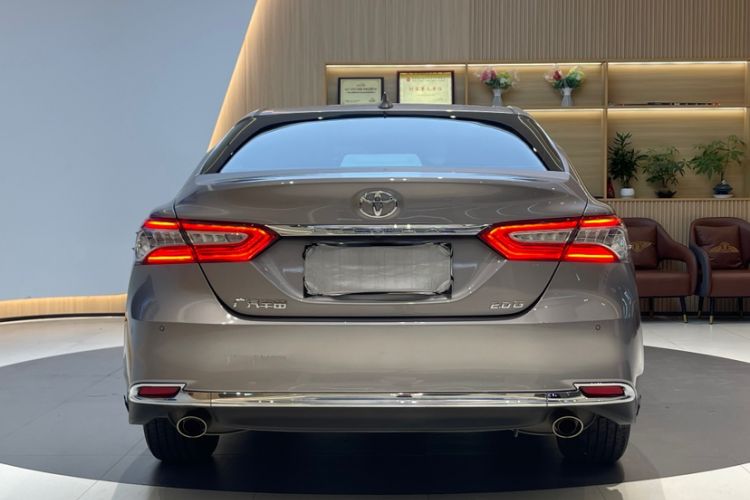 Used Toyota Camry 2023 2.0G Luxury Edition Exterior 5