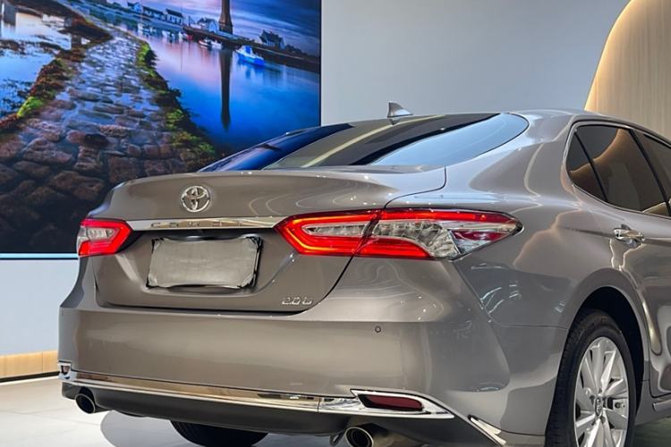 Used Toyota Camry 2023 2.0G Luxury Edition Exterior 7