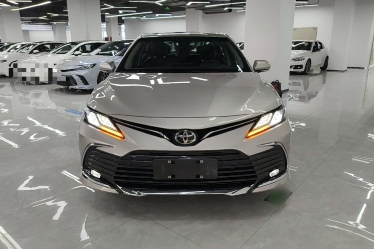 Used Toyota Camry 2023 2.0G Luxury Edition Front