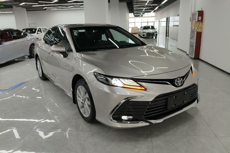 Used Toyota Camry 2023 2.0G Luxury Edition Front Right 45 Deg