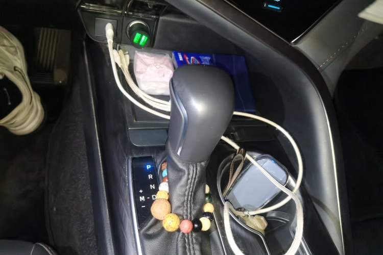 Used Toyota Camry 2023 2.0G Luxury Edition Gear Lever