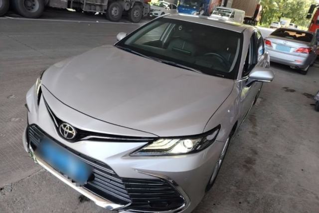 Used Toyota Camry 2023 2.0G Luxury Edition