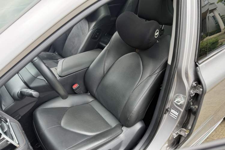 Used Toyota Camry 2023 2.5G Luxury Edition Interior 13