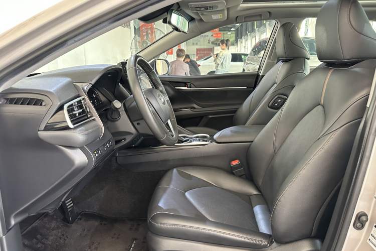Used Toyota Camry 2023 2.5G Luxury Edition Interior 2