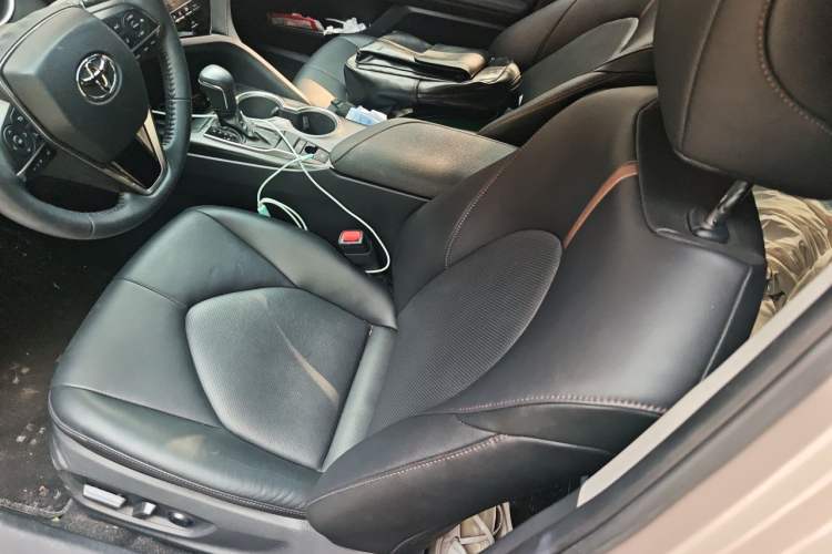 Used Toyota Camry 2023 2.0G Luxury Edition Left Front Seat